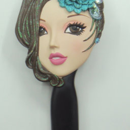 Carousel hair brushes, Vintage , hairbrushes, hair sculpting, hairbrushes for girls, doll face brushes, women's best hair brush, color hair brush, Stylish hair brushes, colorful hair brushes, blond hair brush, brunette hair brush, https://carouselhairbrushes.com/,